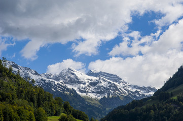 Fototapeta na wymiar Berge beim Melchtal im Kanton Obwalden, Schweiz