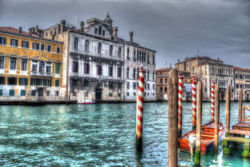 canal in hdr