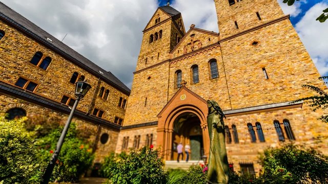 TL - Sankt Hildegard von Bingen