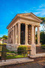 Fototapeta premium Temple of Fortuna Virilis