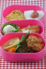 おにぎり弁当