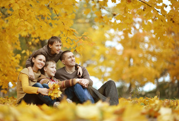 Fototapeta premium Happy smiling family