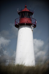 Fototapeta na wymiar Leuchtturm am Ellenbogen in List auf Sylt, Deutschland