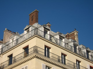 Fototapeta na wymiar Angle d'immeuble bourgeois - Paris