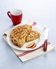 tart with apple and almonds