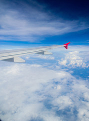 Obraz premium Wing over Lands View from Window