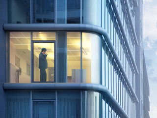 Beleuchtetes B&uuml;ro