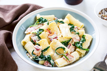 Pasta with Bacon and Spinach cream sauce