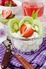 curd dessert with fruit