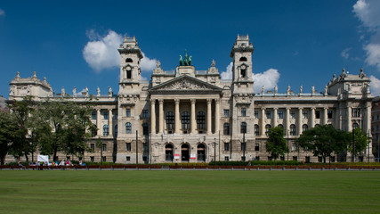 Fototapeta premium Ethnographic Museum in Budapest
