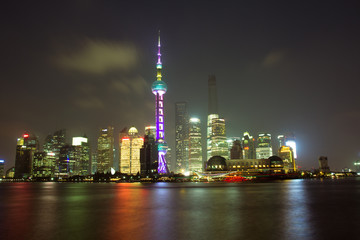 Obraz premium Shanghai bei Nacht