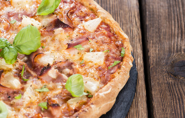 Hawaiian Pizza
