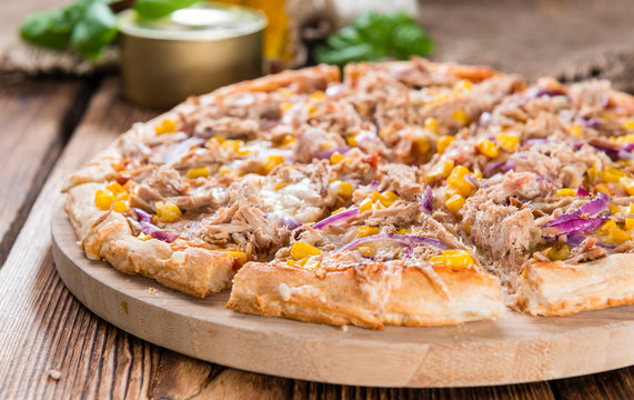 Homemade Tuna Pizza