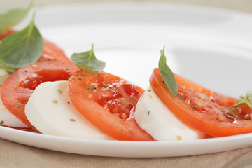 light traditional caprese salad