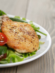 roasted chicken with mix salad