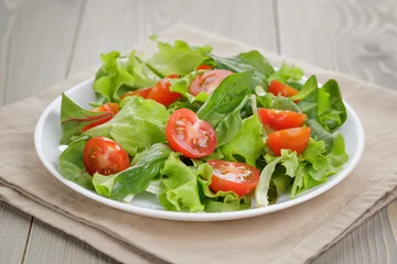 Wandcirkels plexiglas summer salad with tomatoes © GCapture