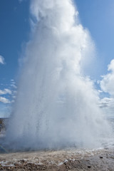 Obraz na płótnie Canvas Geyser in Iceland while blowing water