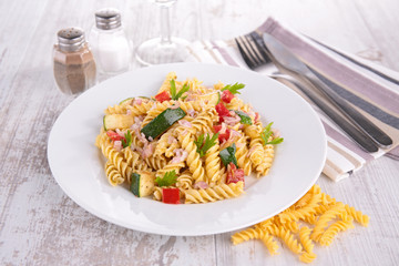 pasta cooked with vegetables