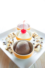 Banana Split on wood table