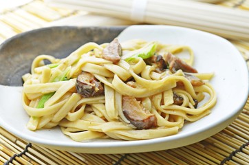 stir-fried noodles