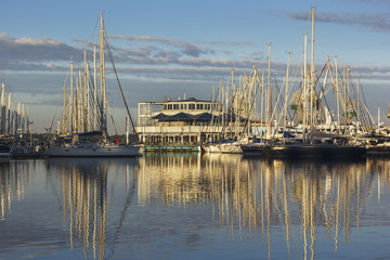 Marina du port de Pula