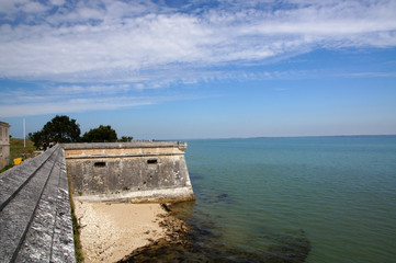 Remparts de la citadelle de Ch&acirc;teau d'Ol&eacute;ron