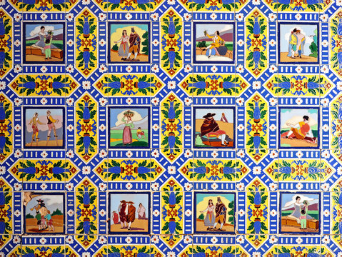 Azulejos con escenas goyescas