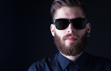Fototapeta premium dhipster portrait with black backround