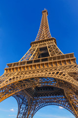 Fototapeta na wymiar Partial view Tour Eiffel