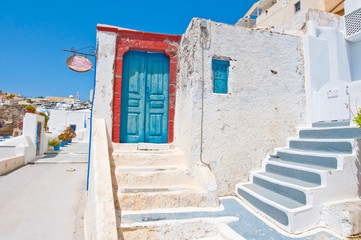 Fototapeta na wymiar Fira architecture on the island of Thera (Santorini) in Greece.