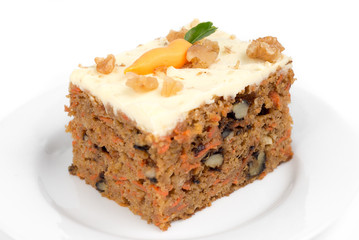 CARROT WALNUTS CAKE