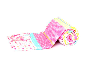Patchworkdecke pink / blau / weiß floral