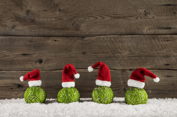 Hintergrund weihnachtlich Holz: Dekoration rot, grün, weiß