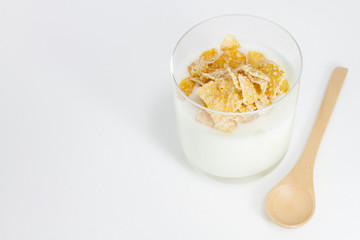 ヨーグルトとシリアル
