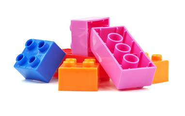 Naklejka premium Toy colorful plastic blocks isolated on white background