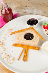 Cukoo clock sandwich
