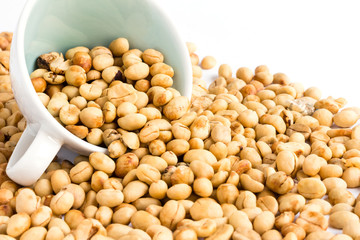 unroasted coffee beans