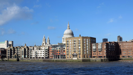 thames river, london