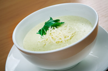 cream soup with zucchini