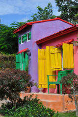 Fototapeta na wymiar Colorful Mexican house