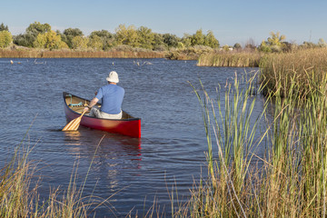 Fototapeta na wymiar afternoon canoe paddling