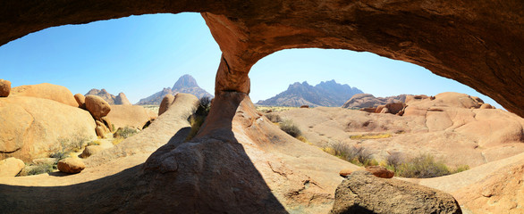 Spitzkoppe Rock Arch, Namibia