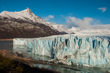 Fototapeta na wymiar Beautiful landscapes of Perito moreno Glacier, Argentina