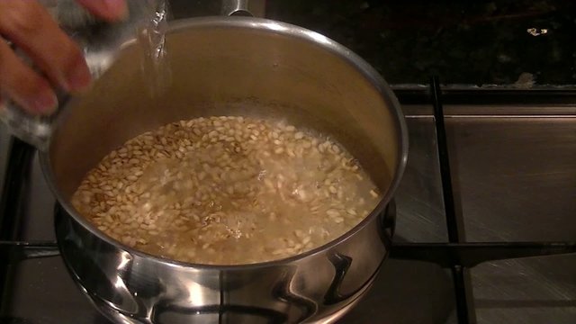 Cooking brown rice step by step