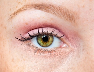 Fototapeta na wymiar woman green eye