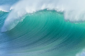 Crédence de cuisine en verre imprimé Orage Ocean Wave Crashing Closeup