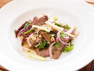 Beef spicy salad thai style