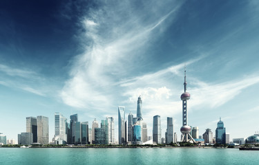 Naklejka premium Szanghaj panoramę i słoneczny dzień