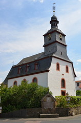 Fototapeta na wymiar Kirche in Wörsdorf Stadt Idstein