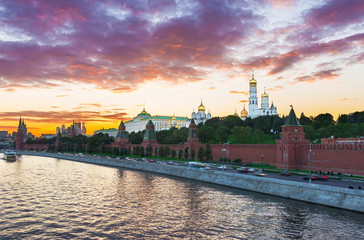 Obraz premium Sunset view of Kremlin in Moscow, Russia